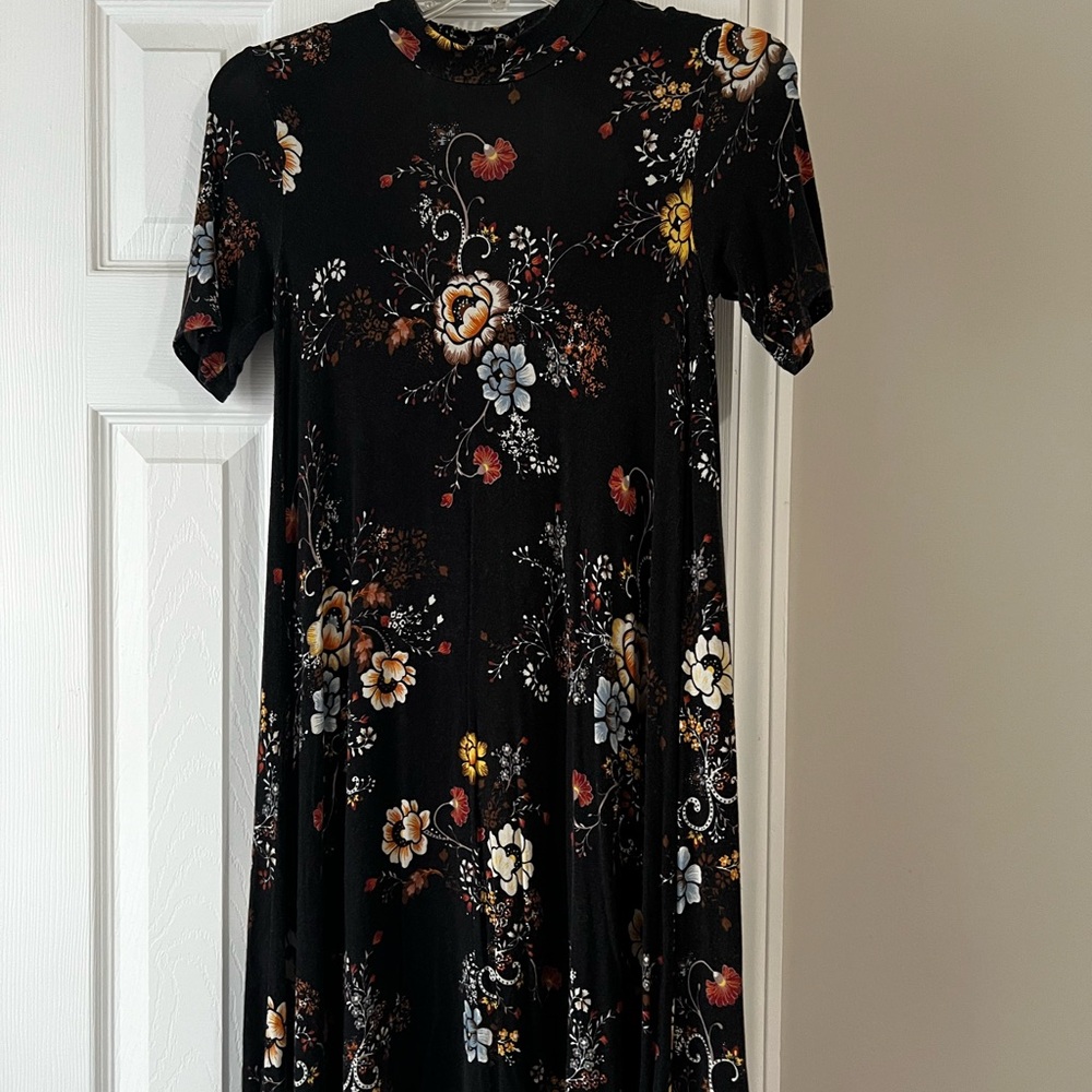 American Eagle Outfitters Black Floral Dress